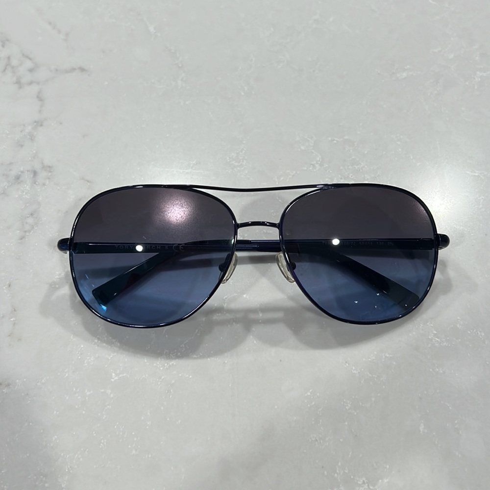 NWOT [Tory Burch] Women’s Aviator Sunglasses NAVY TY6001 108/72